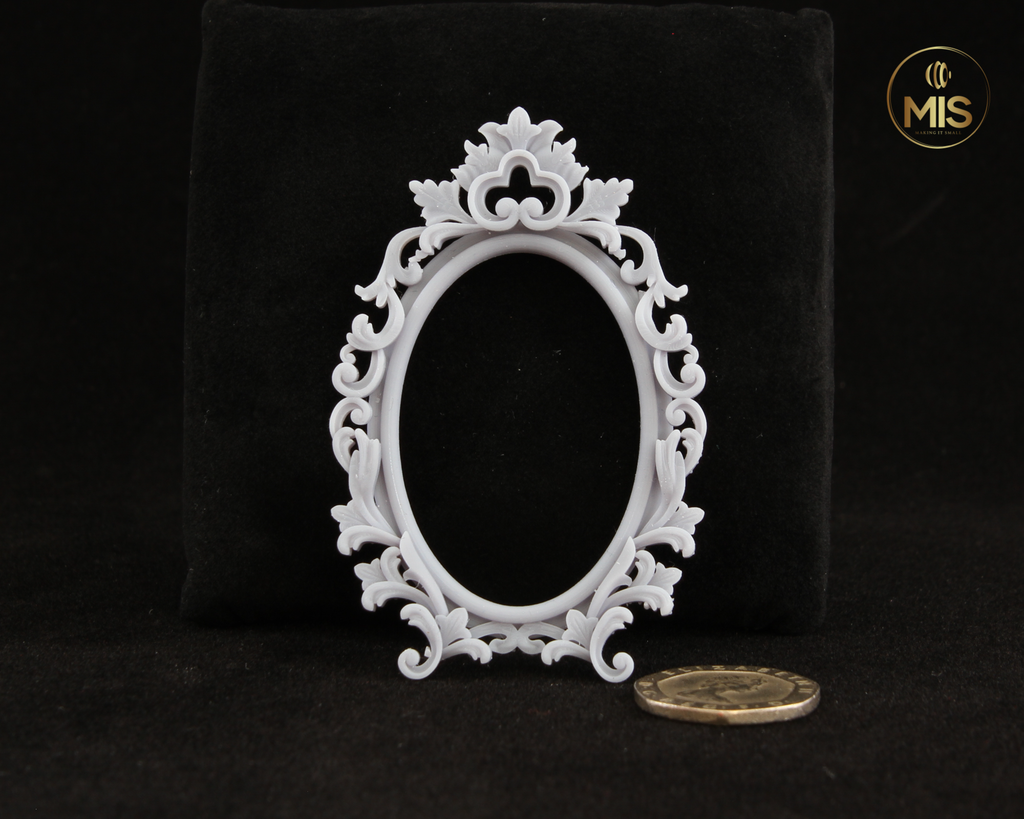 Detailed miniature oval vintage ornamental baroque style painting/picture frame - Unpainted