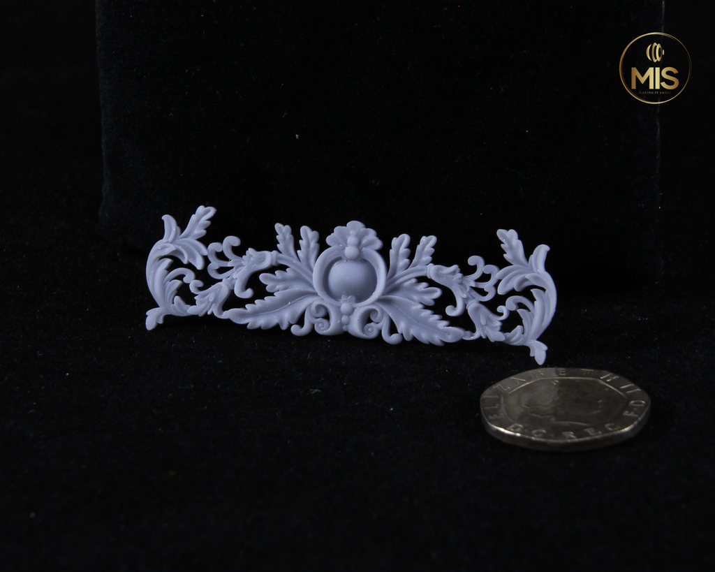 Detailed miniature ornamental baroque/ rococo style moulding for scale models - unpainted
