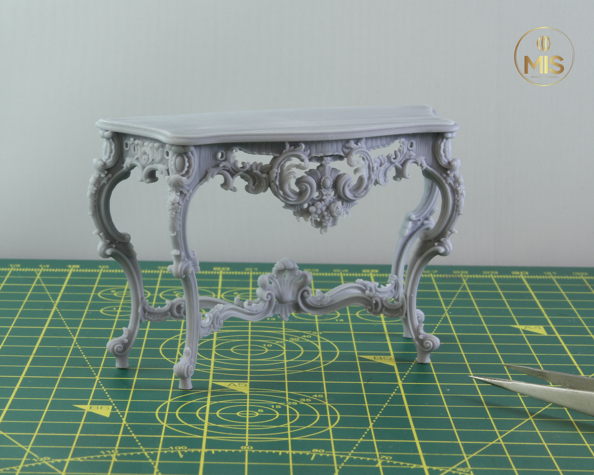 Classic Baroque Style Console Table