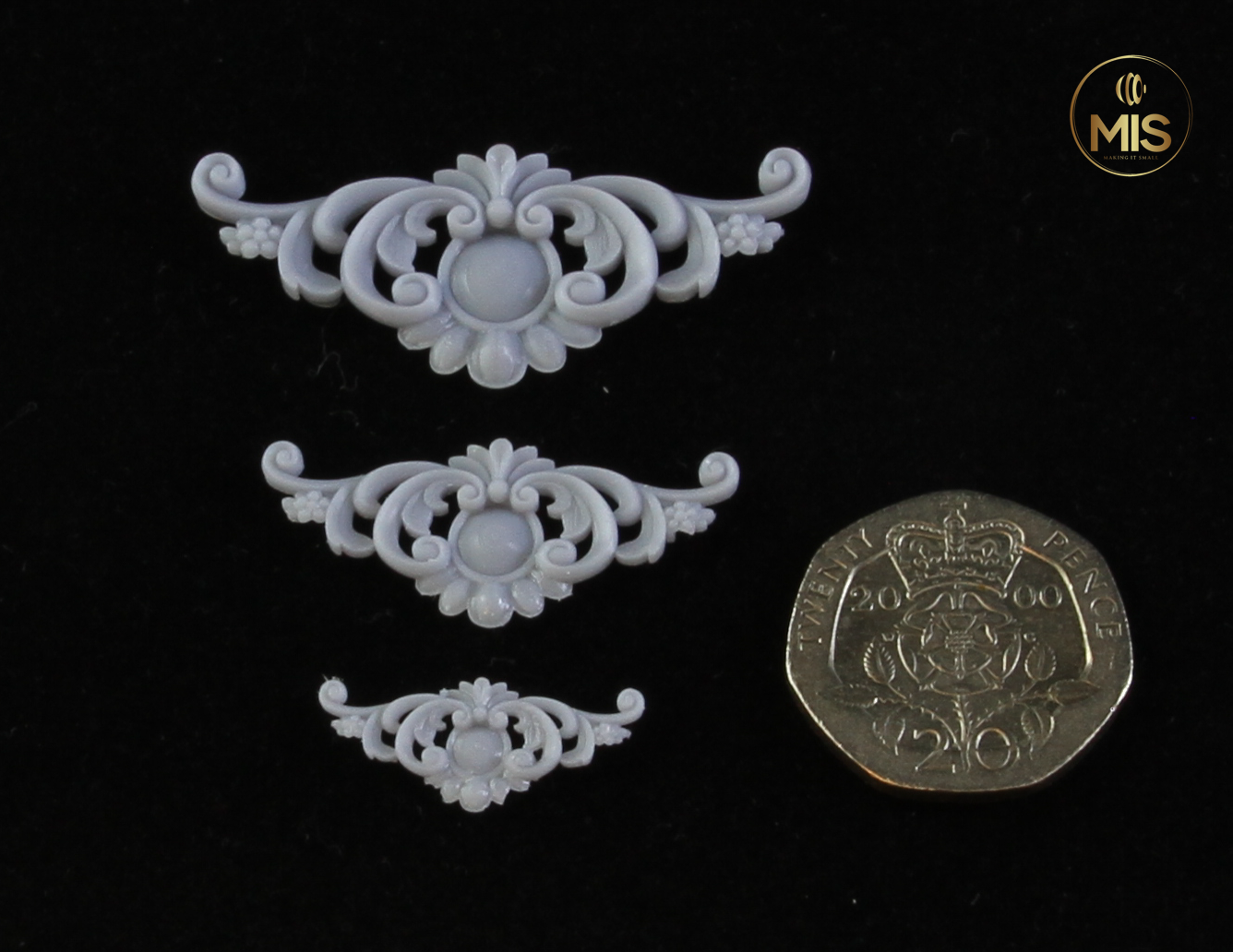1:12th scale detailed miniature ornamental baroque style moulding - unpainted 1/12