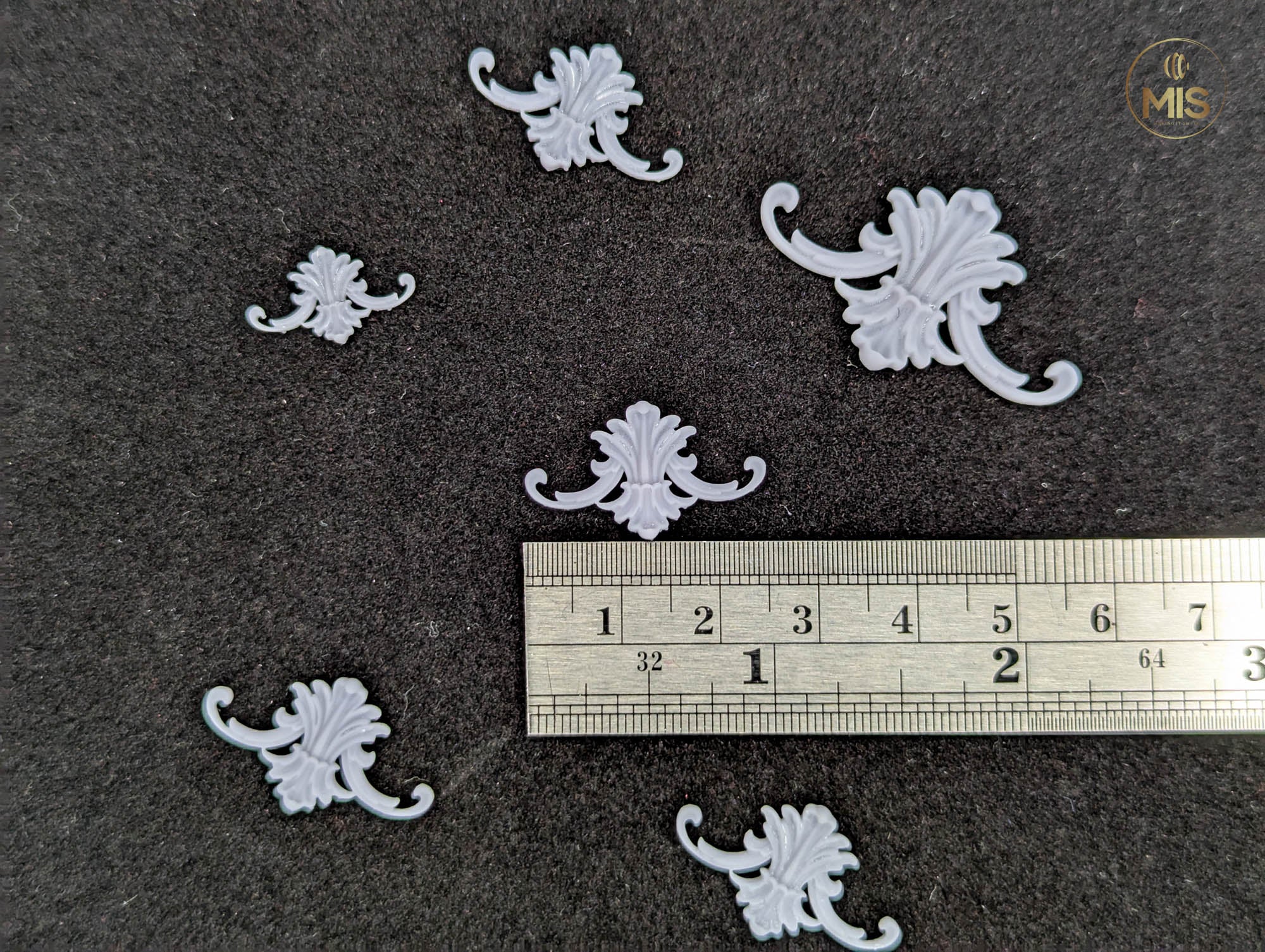 Ornamental miniature baroque style moulding