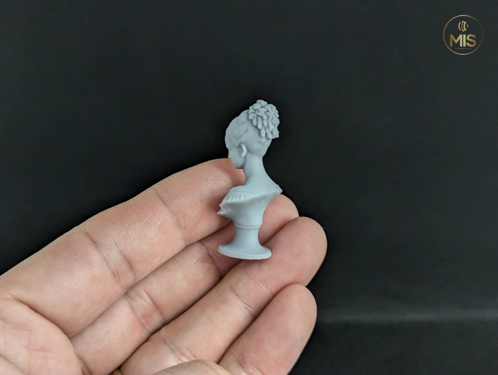 Miniature decoration bust statue - detailed hand painted or ready to paint